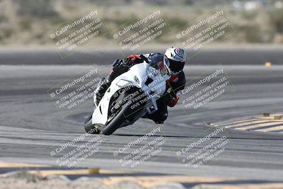 media/Jan-15-2026-Racers Edge (Thu) [[dfebeb70ab]]/3-B Group/Session 2 (Turn 11)/